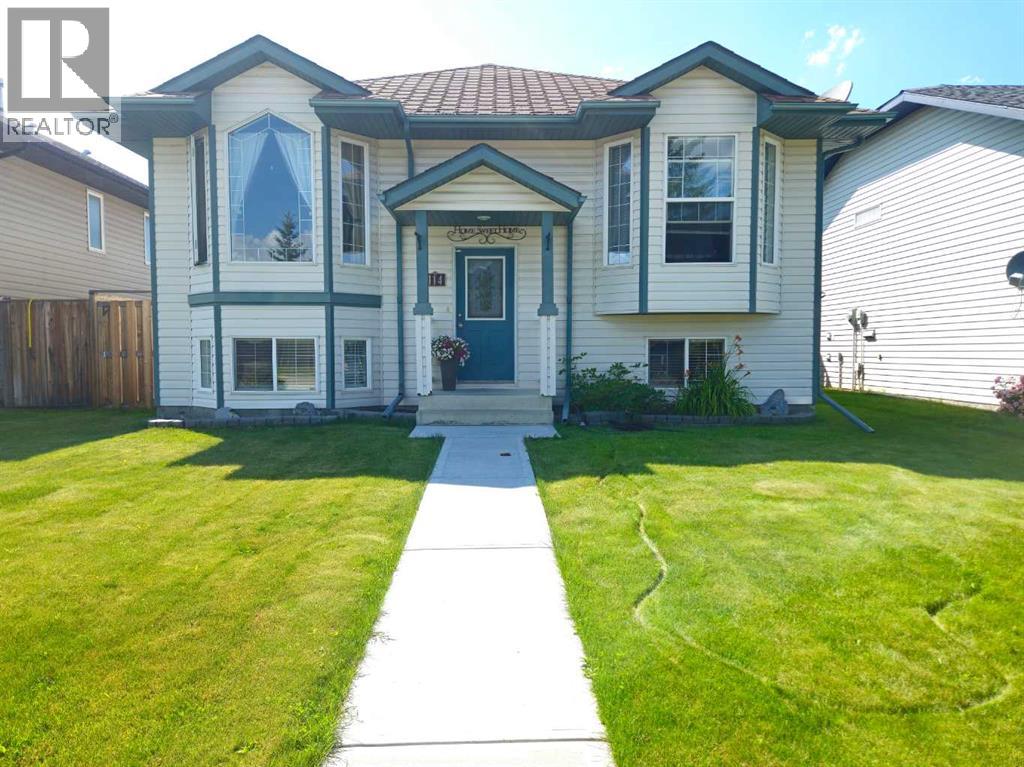 114 Robinson Avenue, Penhold