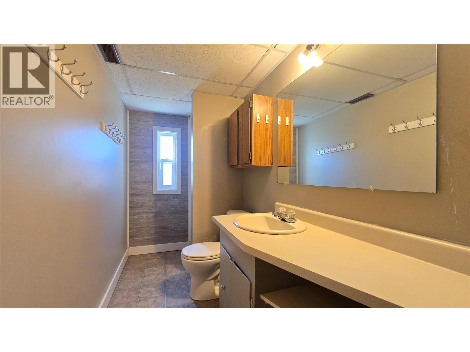 1151 SCHUBERT Drive, Kamloops