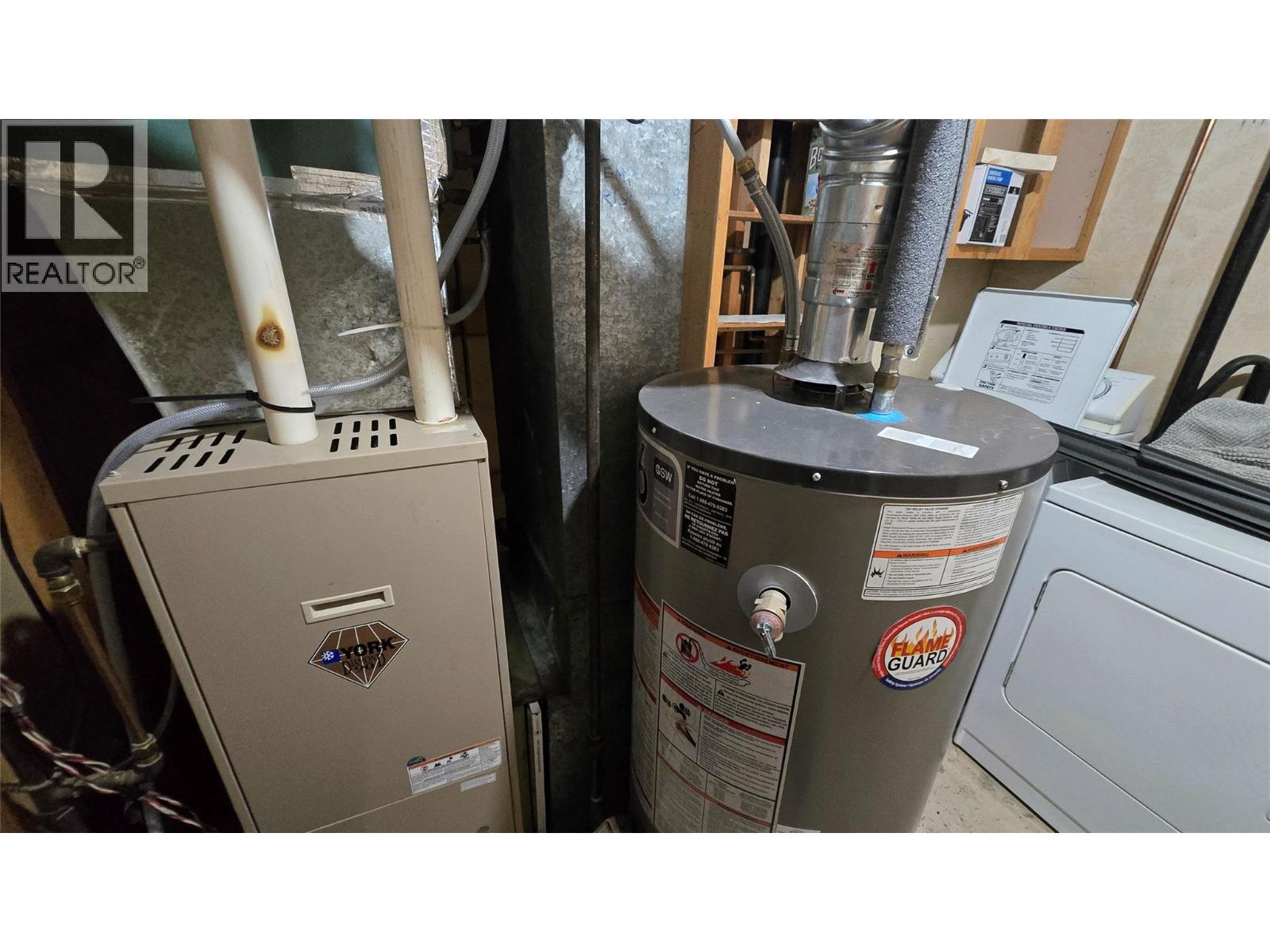 1151 SCHUBERT Drive, Kamloops