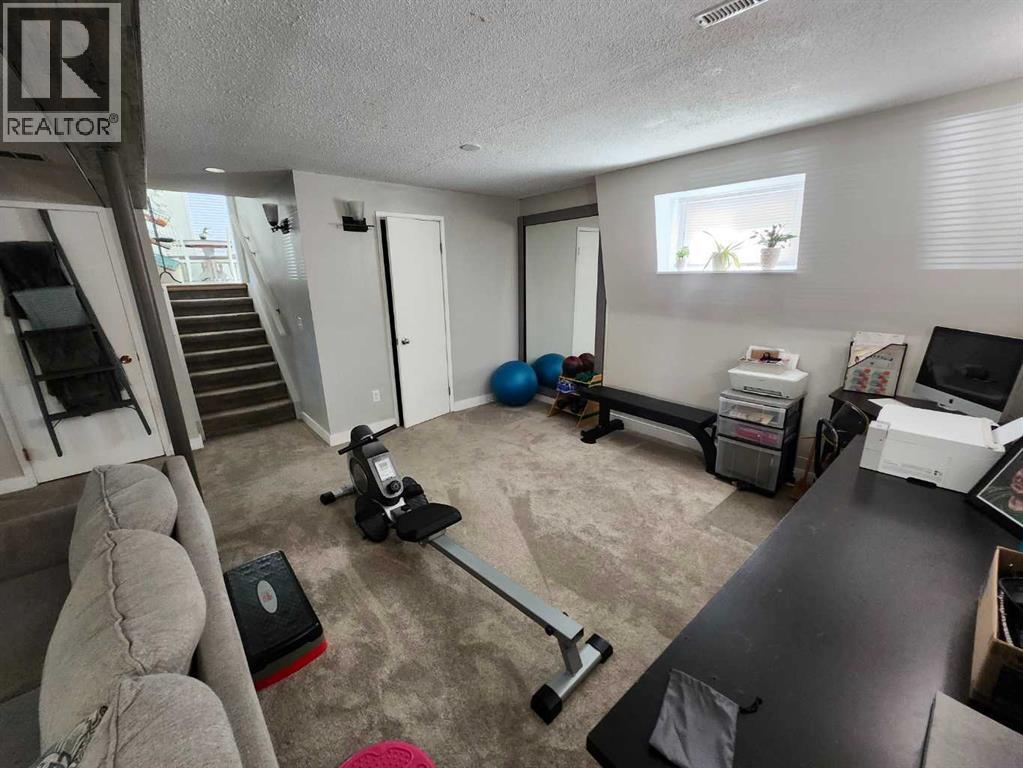 Single Family House 4 Level for Sale in  Addison Place SE Acadia Calgary 