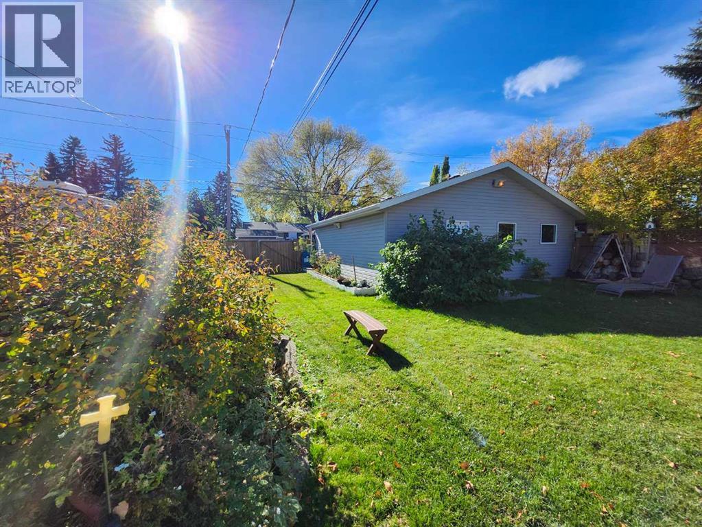 Single Family House 4 Level for Sale in  Addison Place SE Acadia Calgary 