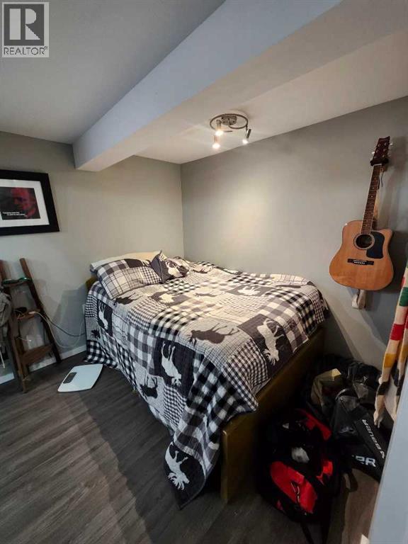 Single Family House 4 Level for Sale in  Addison Place SE Acadia Calgary 