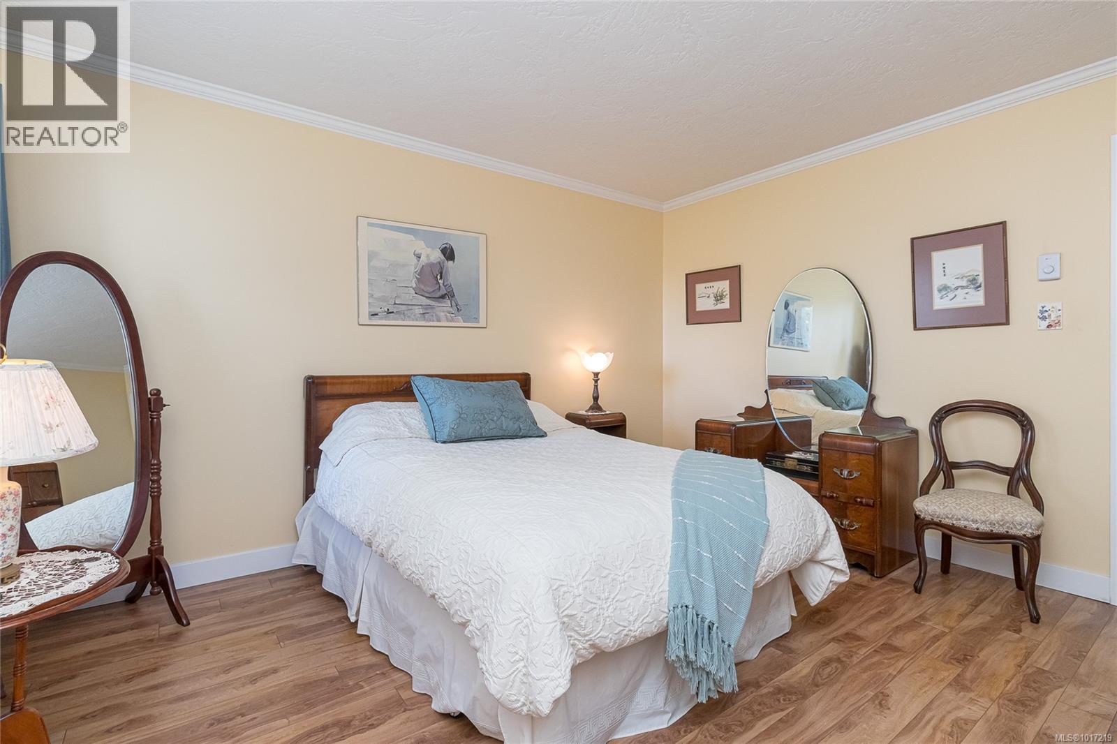 13 4140 Interurban Road, Saanich