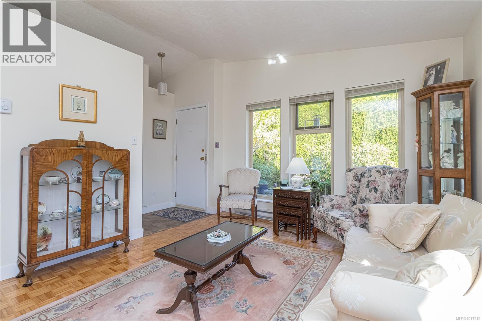 13 4140 Interurban Road, Saanich