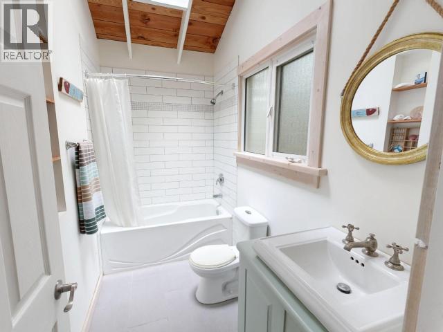 1847 VANCOUVER BLVD, Savary Island