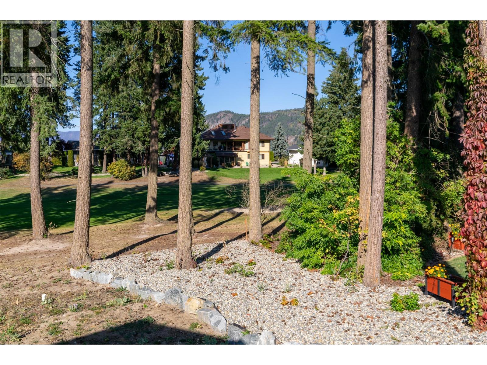  2520 Golf View Crescent, Blind Bay
