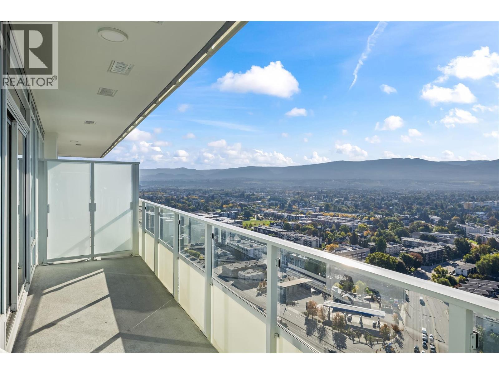 2705 1626 Water Street, Kelowna
