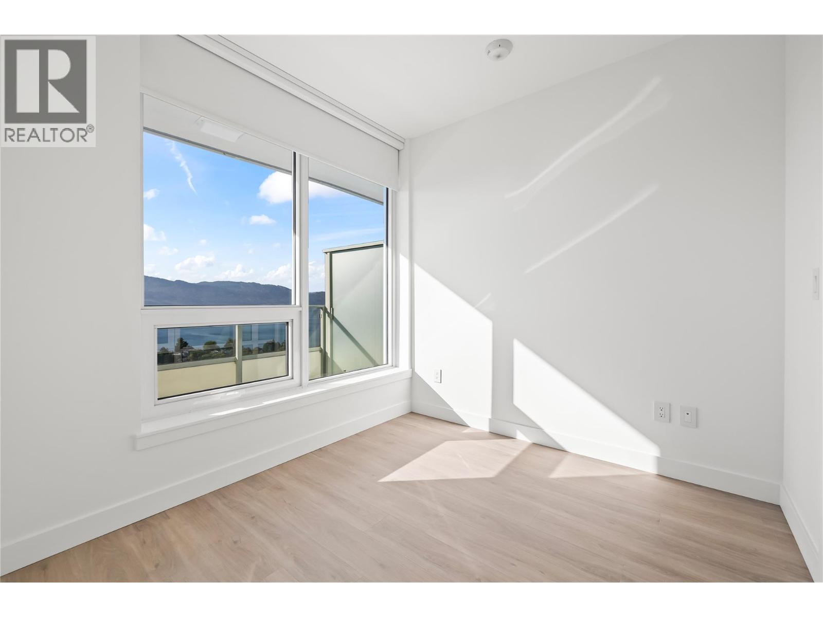2705 1626 Water Street, Kelowna