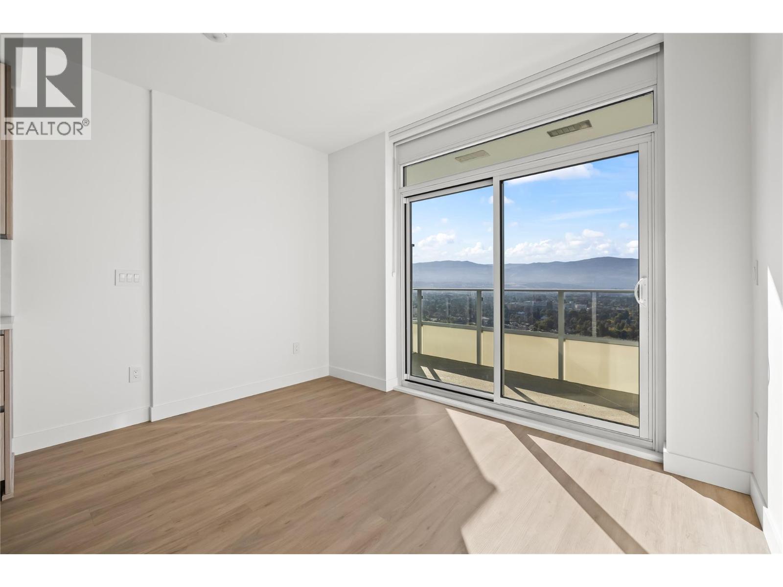 2705 1626 Water Street, Kelowna