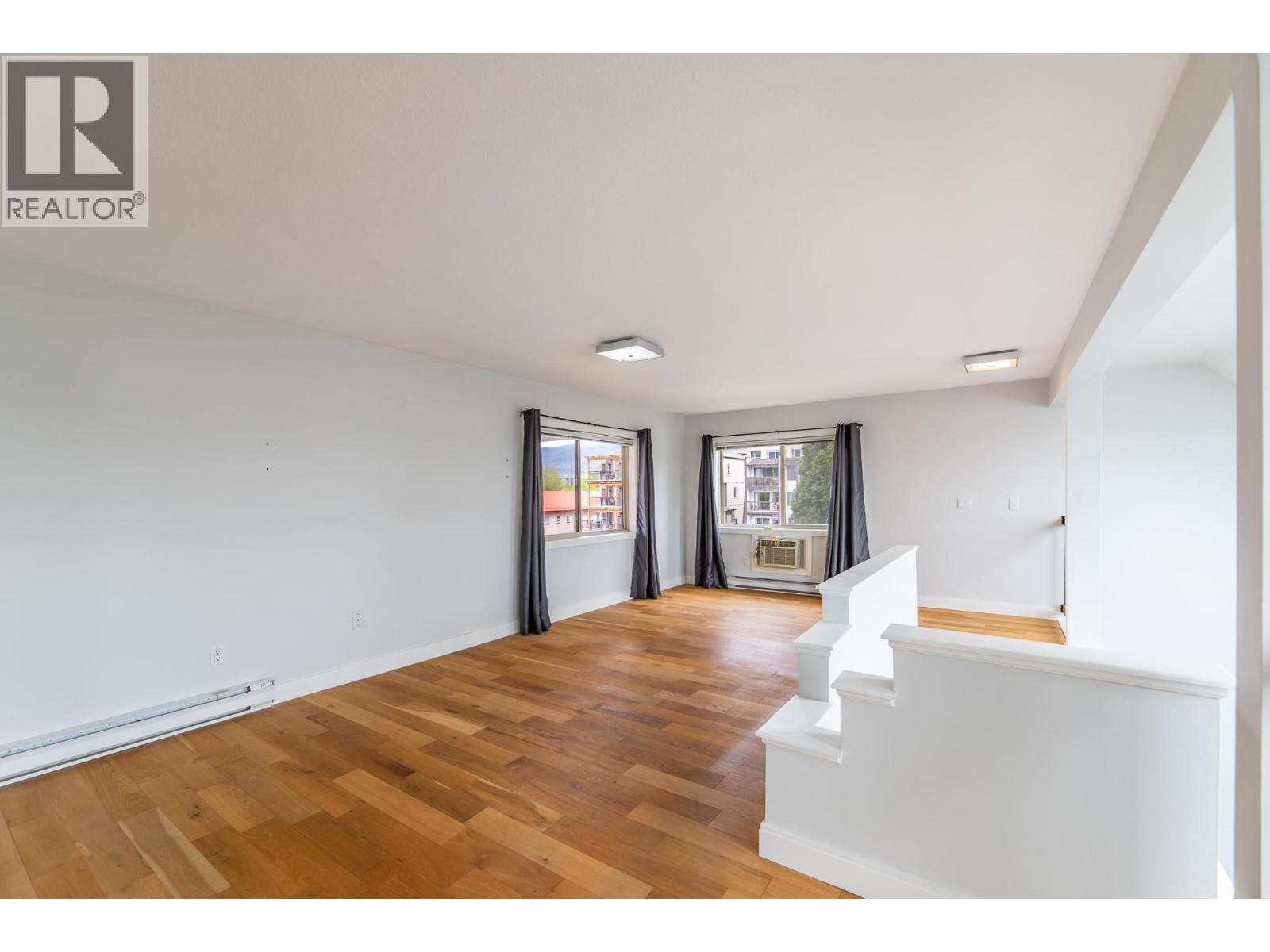 201 335 Churchill Avenue, Penticton
