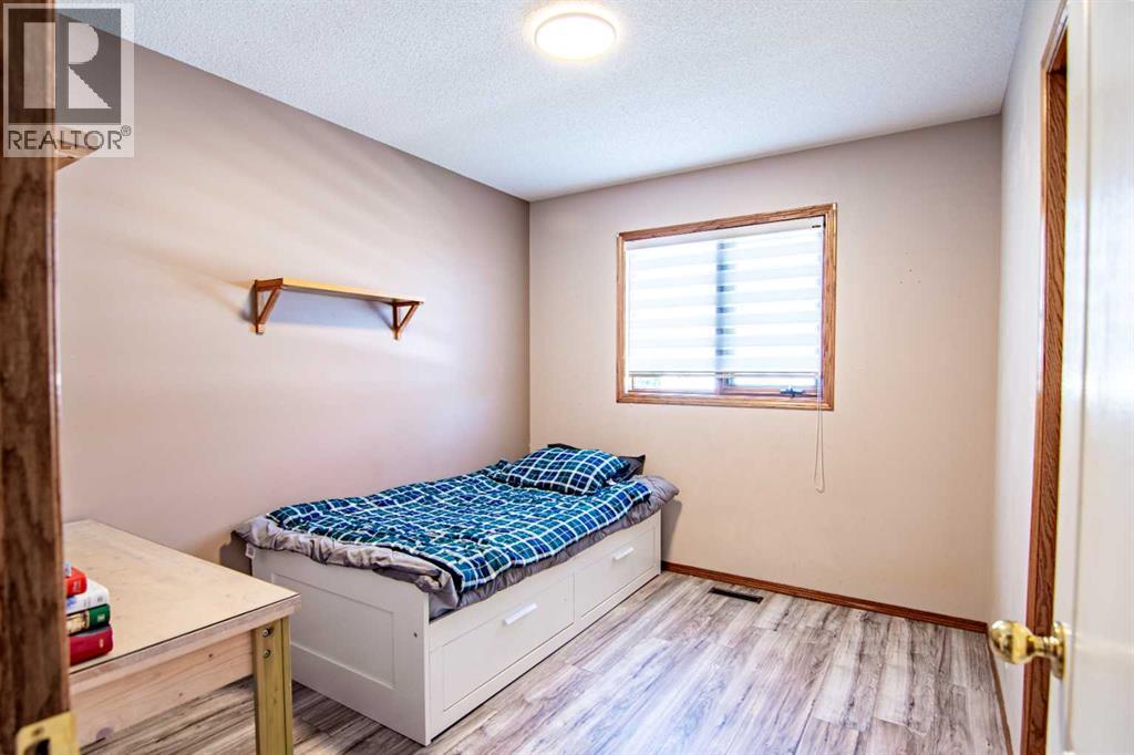 22 Doan Avenue, Red Deer