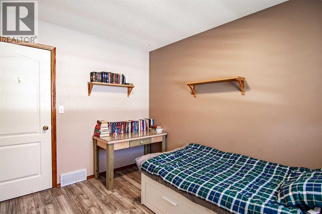 22 Doan Avenue, Red Deer