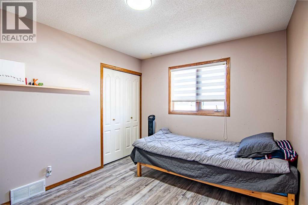 22 Doan Avenue, Red Deer