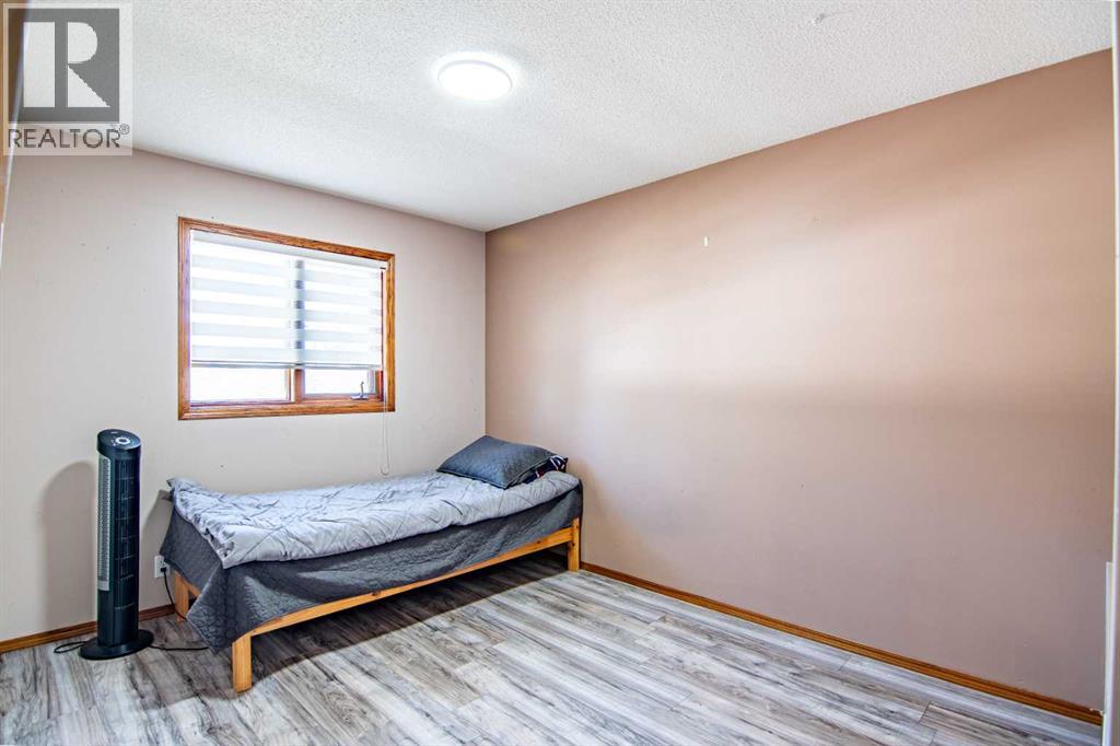 22 Doan Avenue, Red Deer