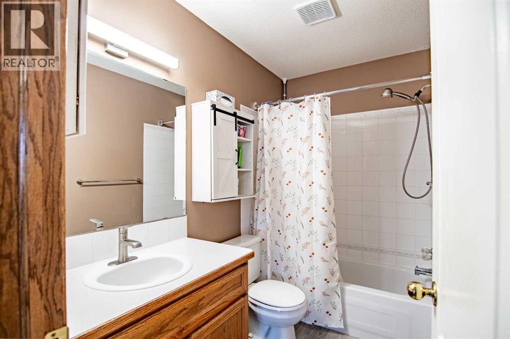 22 Doan Avenue, Red Deer
