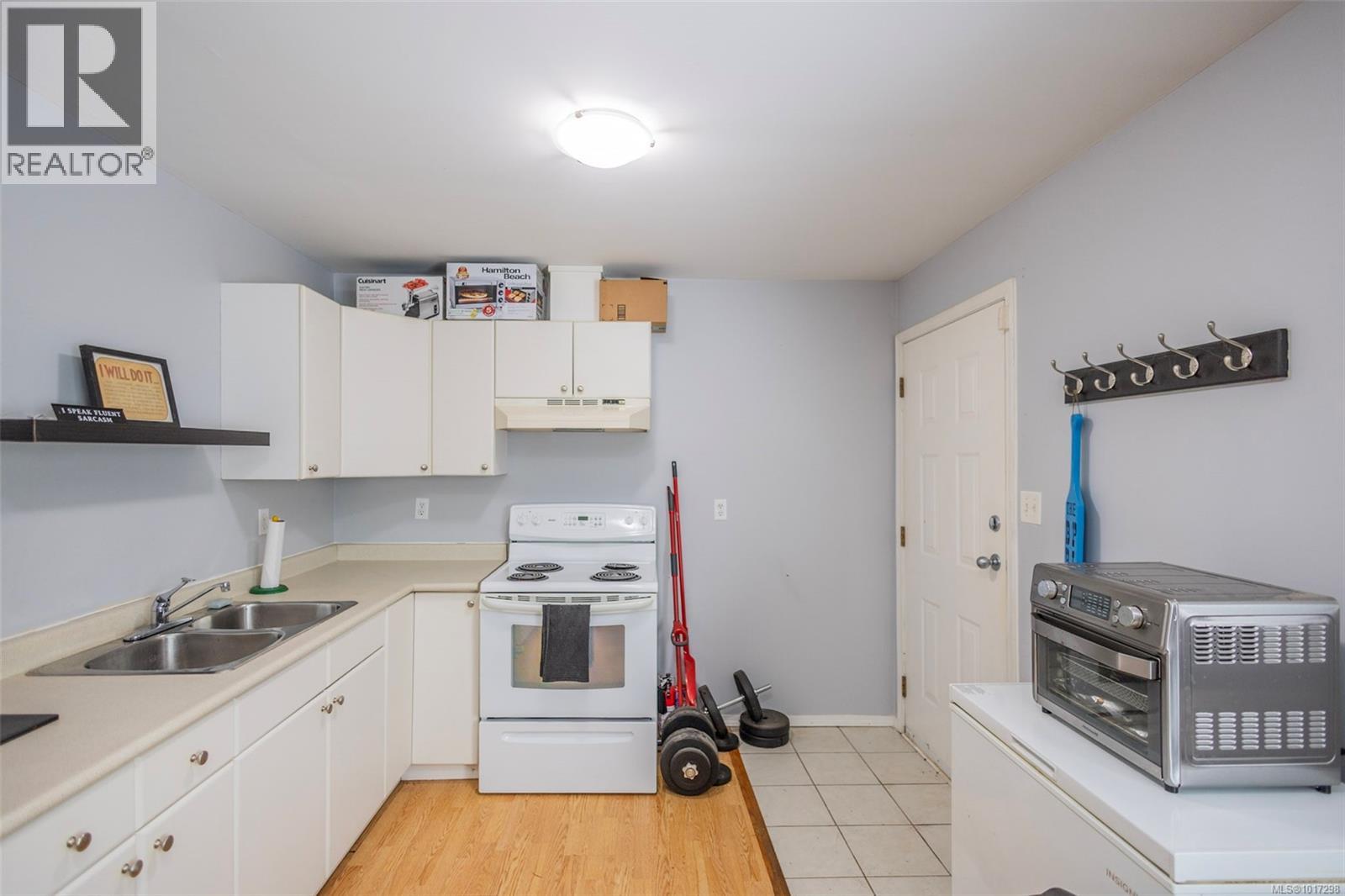  2336 Ravenhill Road, Shawnigan Lake