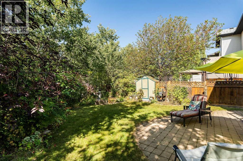 Single Family House for Sale in  Rockborough Park NW Rocky Ridge Calgary 