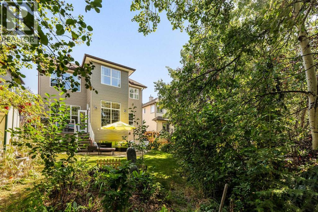 Single Family House for Sale in  Rockborough Park NW Rocky Ridge Calgary 