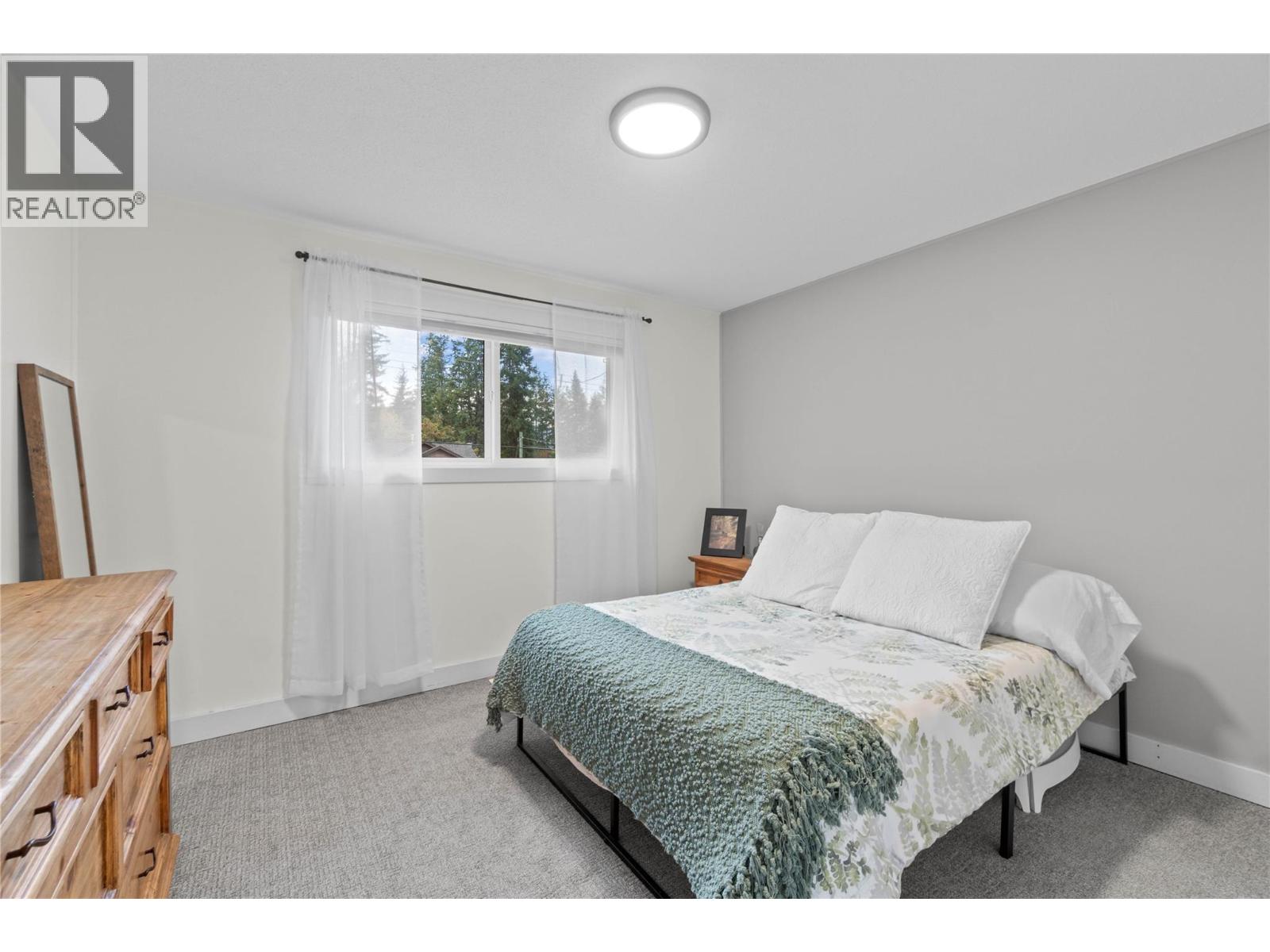  3091 28 Avenue Northeast, Salmon Arm