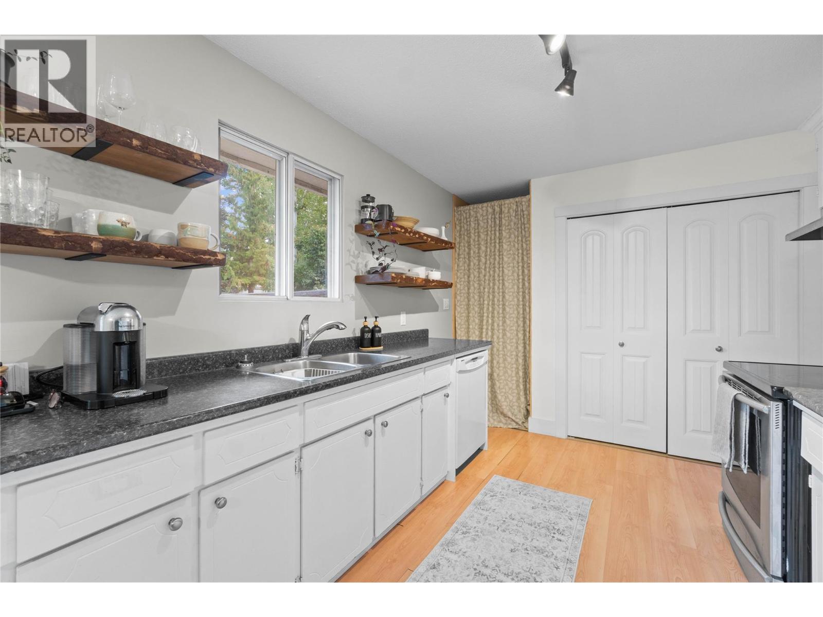  3091 28 Avenue Northeast, Salmon Arm