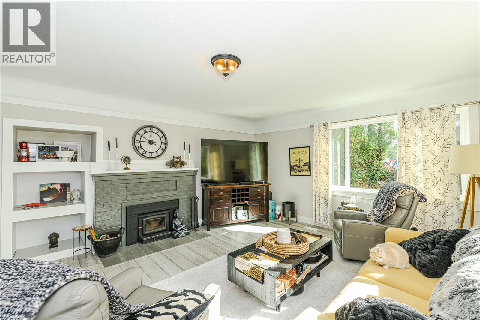 2200 Phipps Rd, Duncan