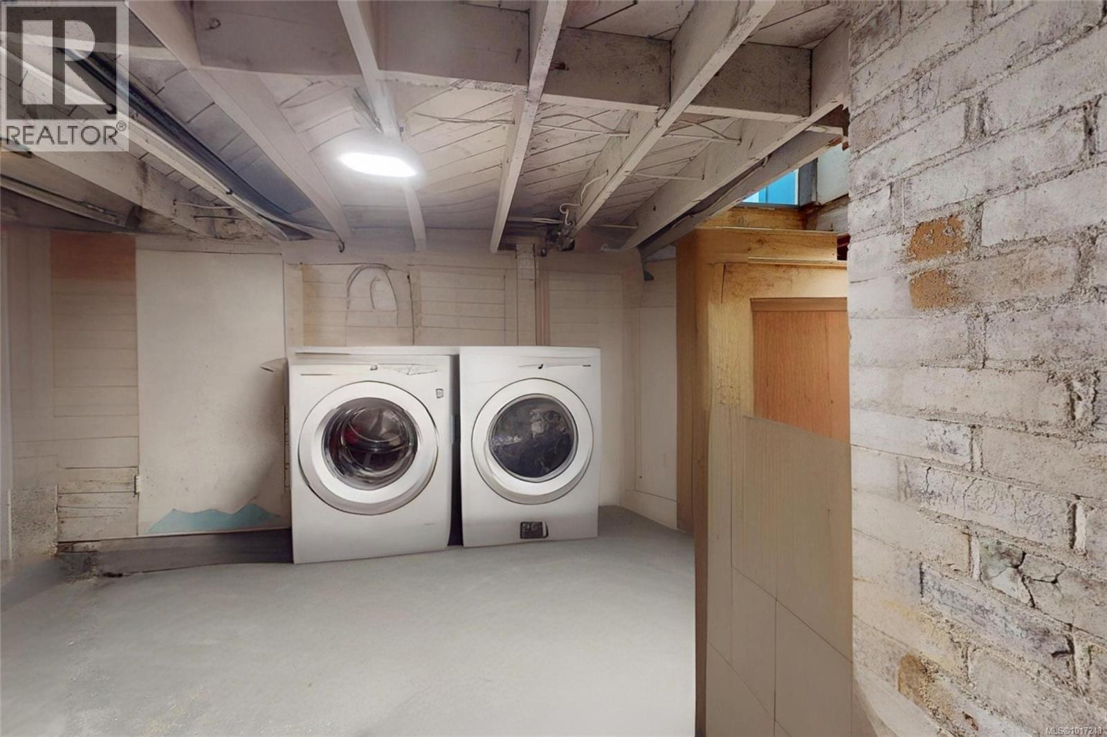 2200 Phipps Rd, Duncan