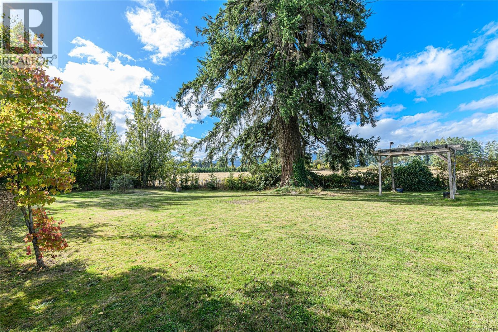 2200 Phipps Rd, Duncan