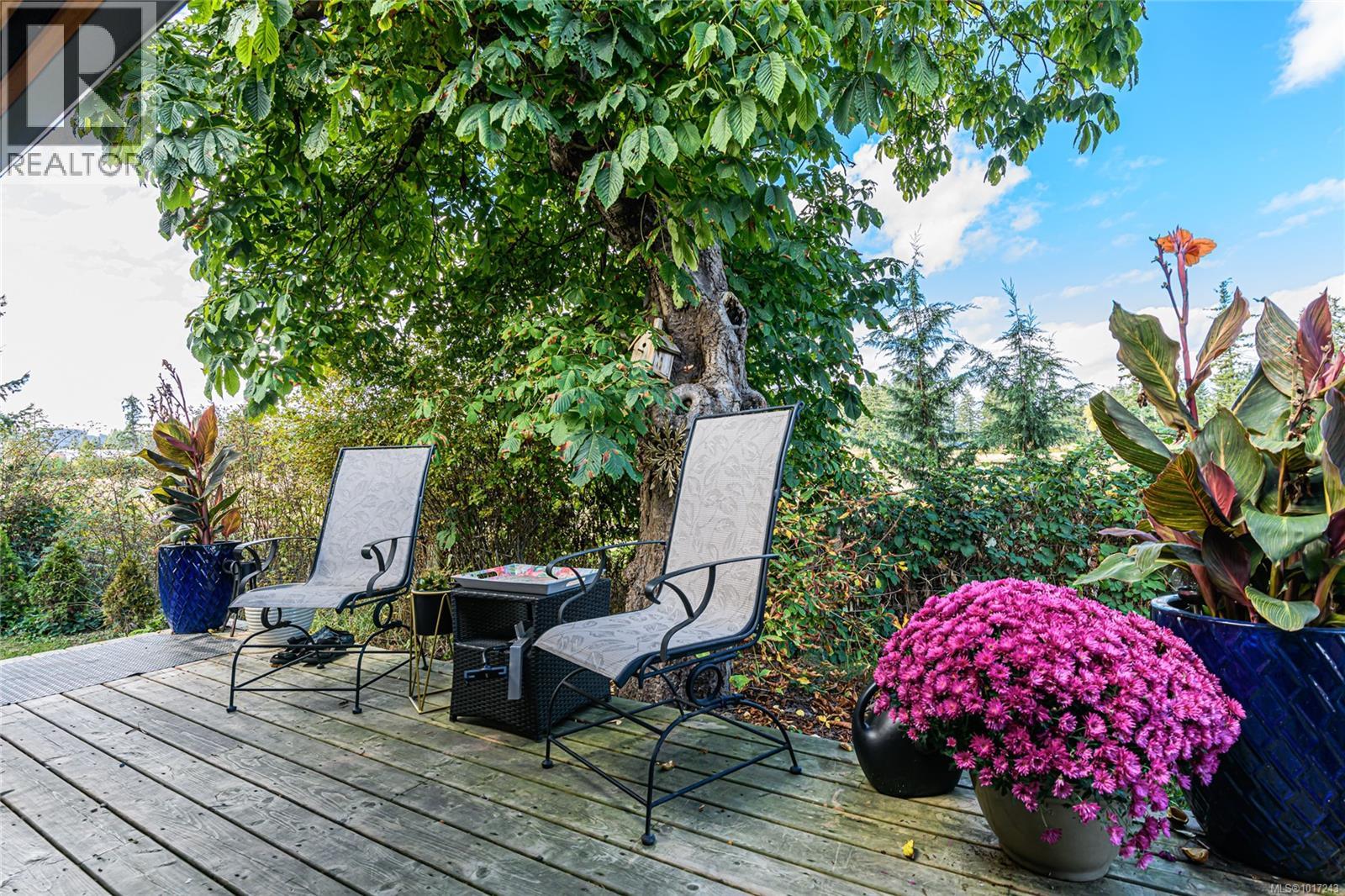 2200 Phipps Rd, Duncan