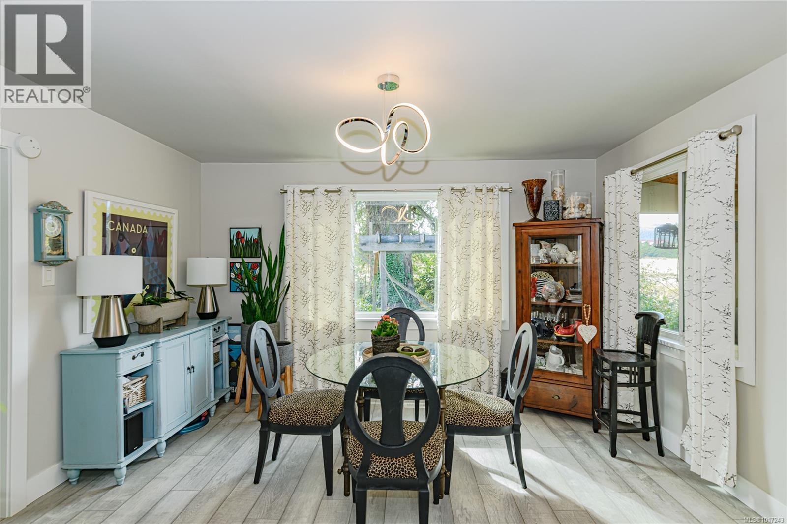 2200 Phipps Rd, Duncan