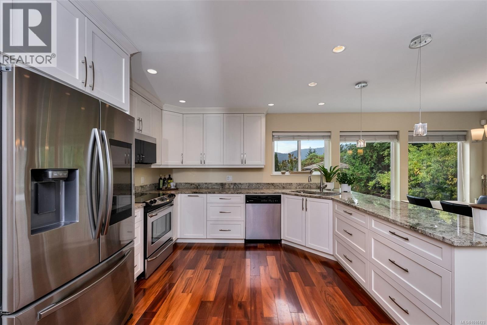  767 Harding Lane, Central Saanich