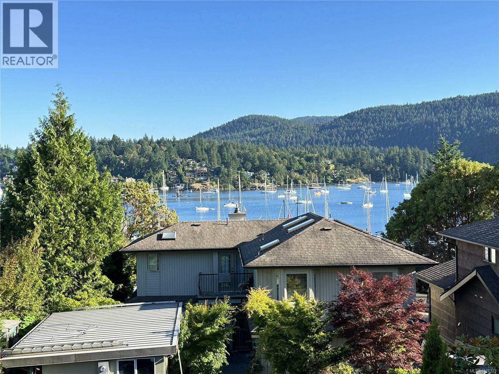  767 Harding Lane, Central Saanich