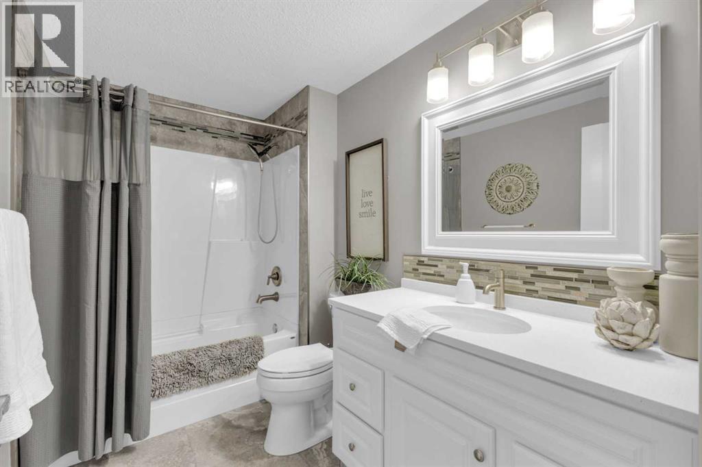 4 Leonard Close, Sylvan Lake