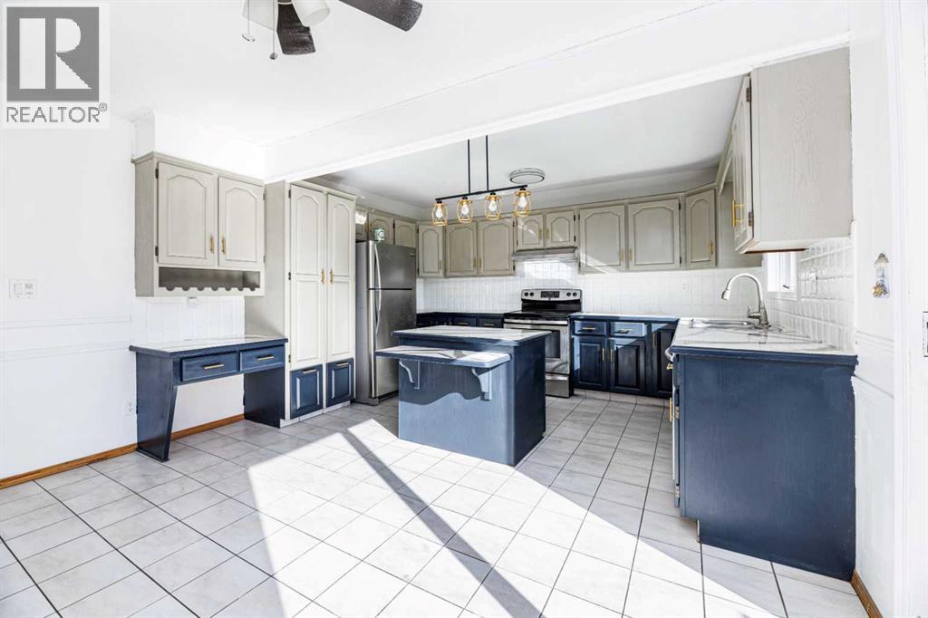 32 Huget Crescent, Red Deer
