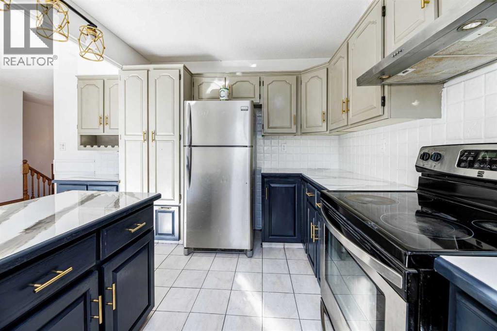 32 Huget Crescent, Red Deer