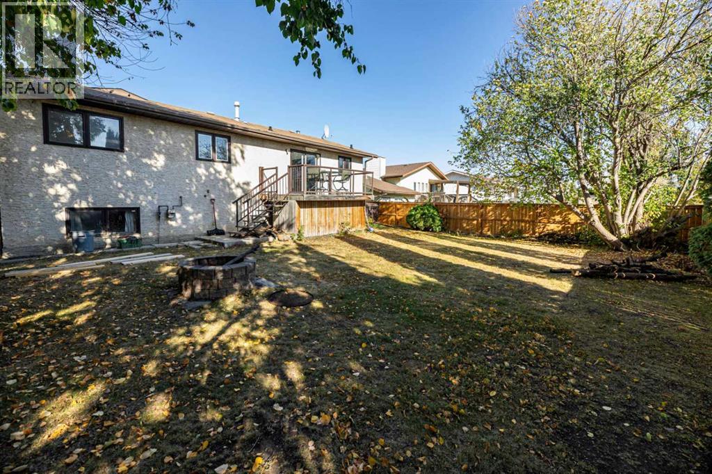 32 Huget Crescent, Red Deer