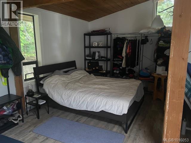  901 Isabella Point Road, Salt Spring