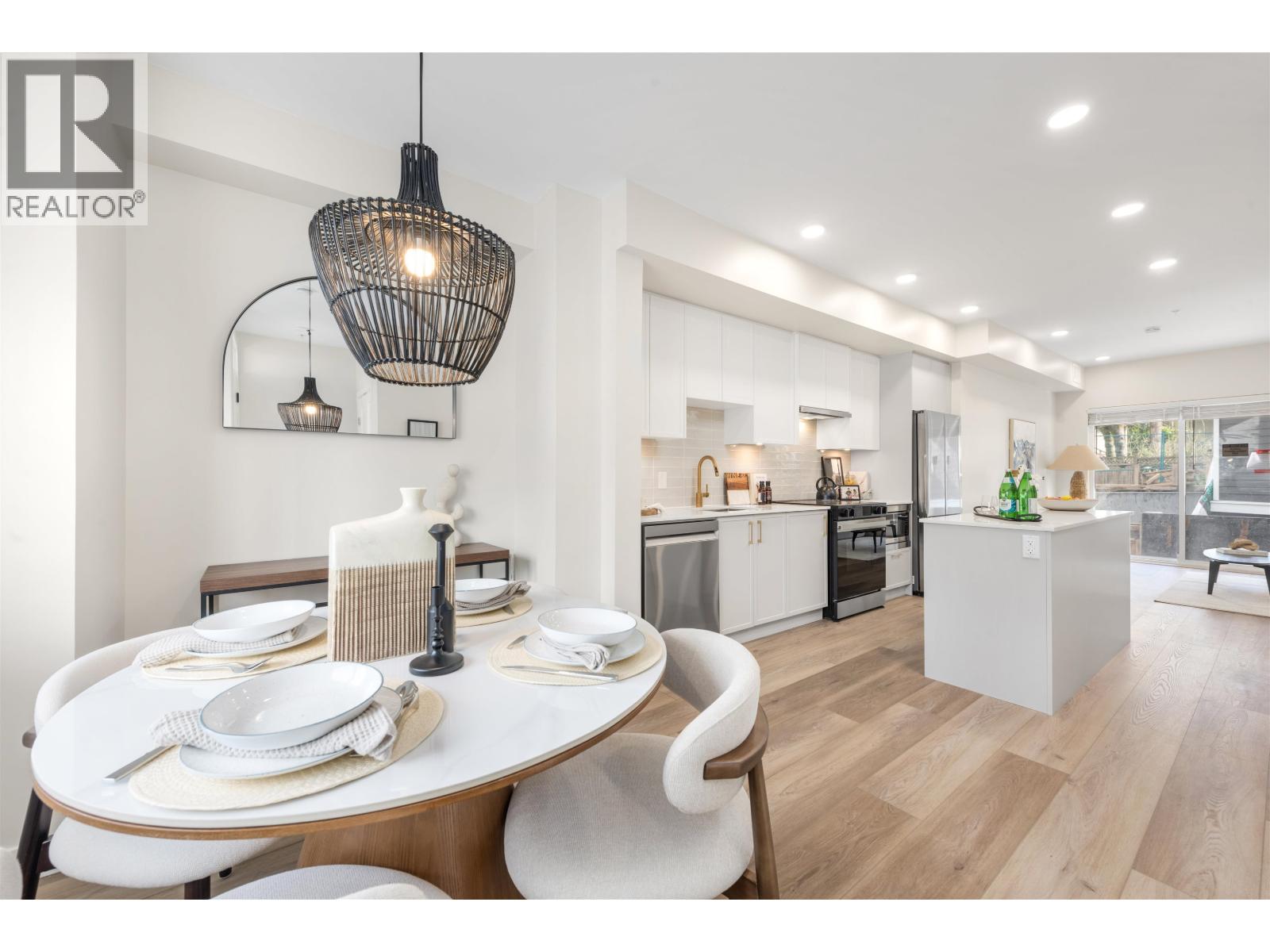 8 728 LEA AVENUE, Coquitlam