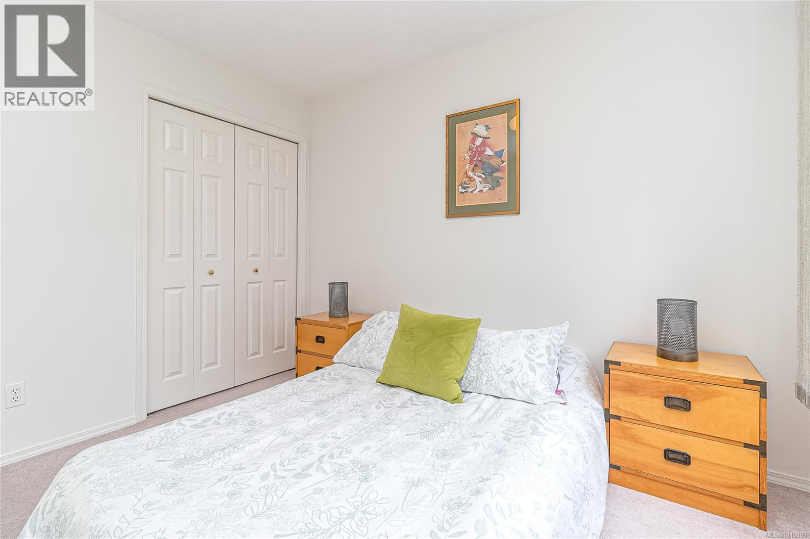 204 9945 Fifth Street, Sidney