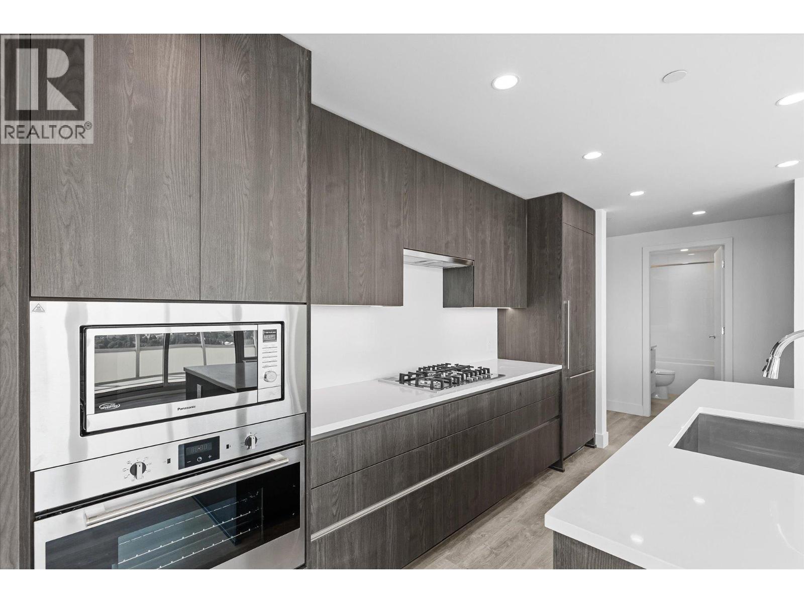 3307 1626 WATER Street, Kelowna