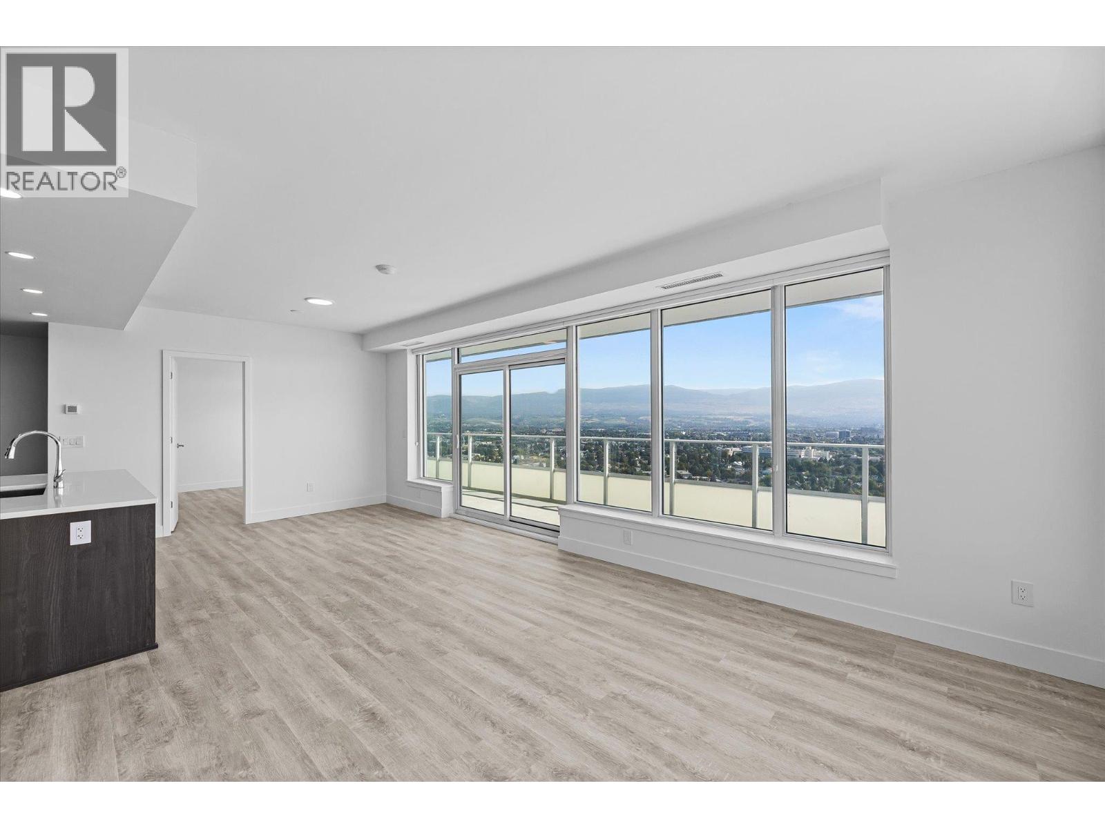 3307 1626 WATER Street, Kelowna