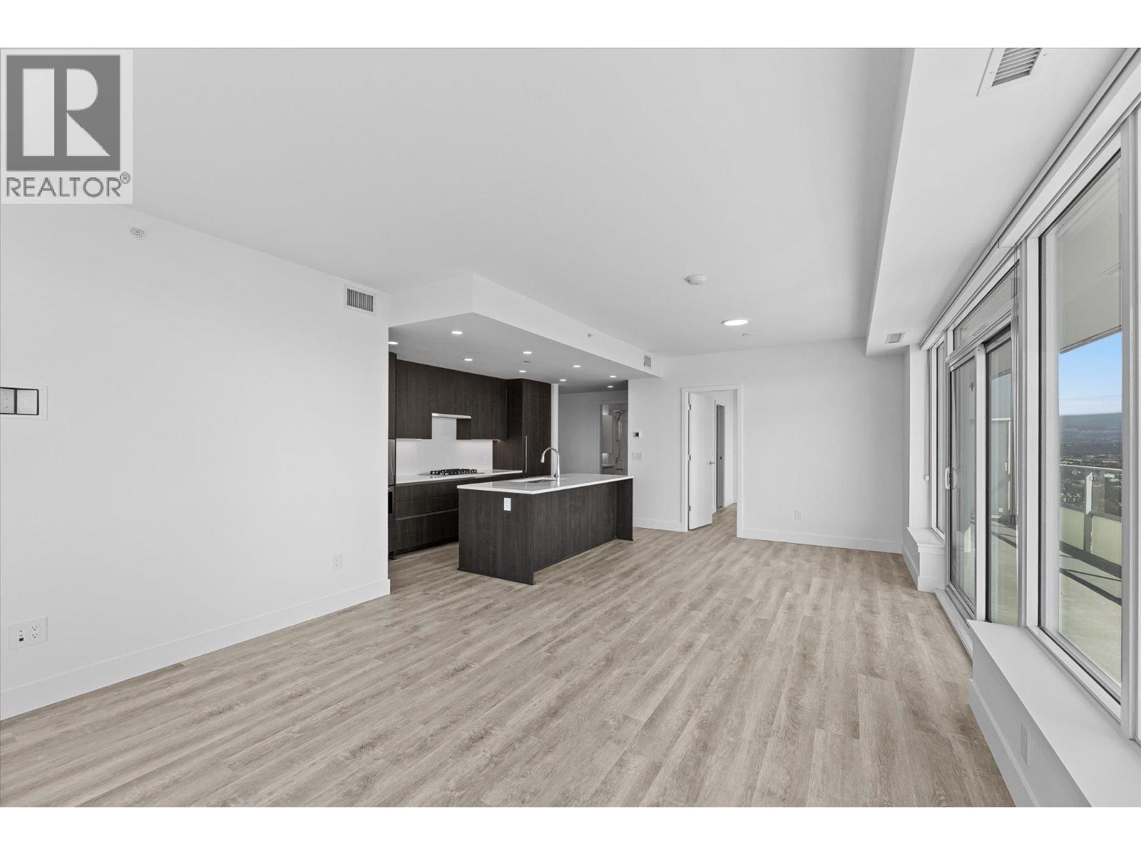 3307 1626 WATER Street, Kelowna