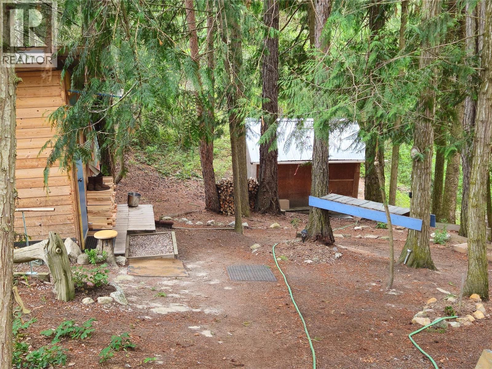 588 HAGEY Road, Creston