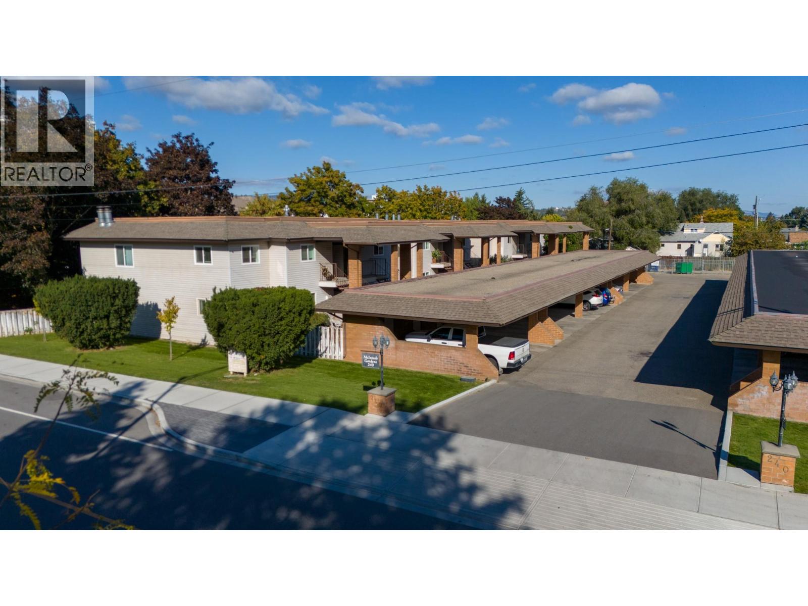 211 240 McIntosh Road, Kelowna