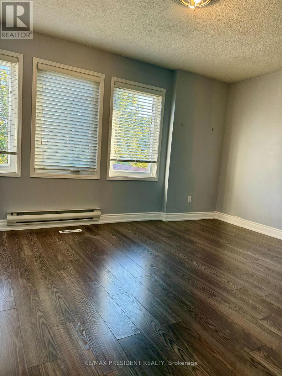 Single Family House for Sale in  NECTARINE CRESCENT Brampton (Westgate) 