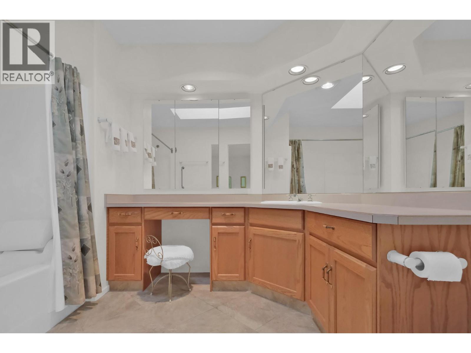 30 3333 SOUTH MAIN Street, Penticton