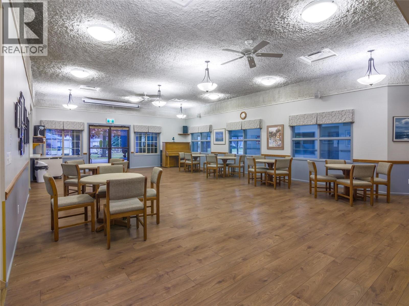 30 3333 SOUTH MAIN Street, Penticton