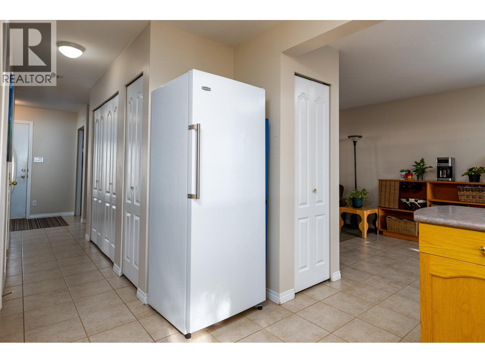 #5-2705 KALUM Street, Terrace