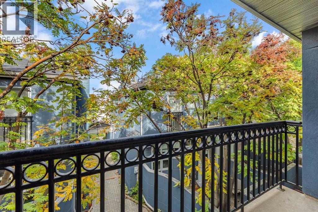 Single Family House for Sale in    Avenue SW Sunalta Calgary 