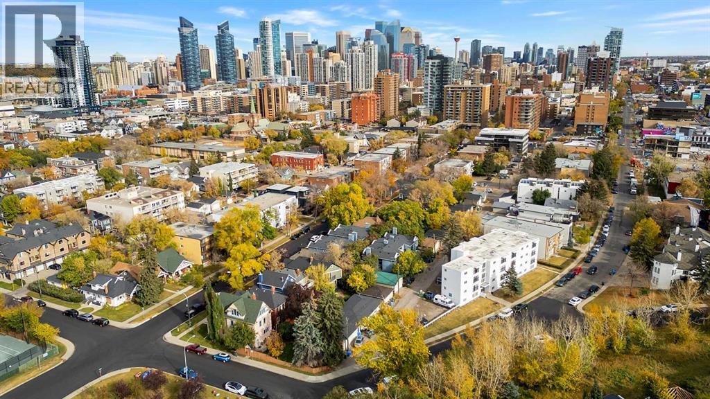 Single Family House for Sale in    Avenue SW Sunalta Calgary 