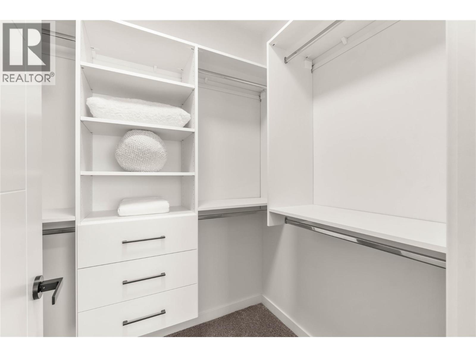 #108 3580 VALLEYVIEW DRIVE - 17